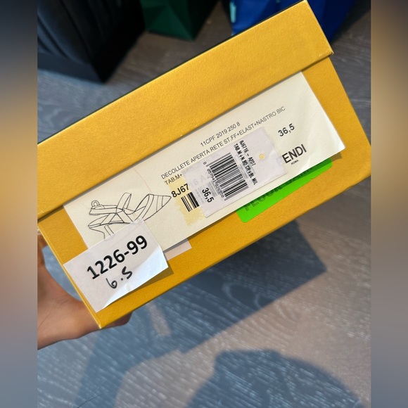 Fendi colibri slingback - Picture 4 of 5